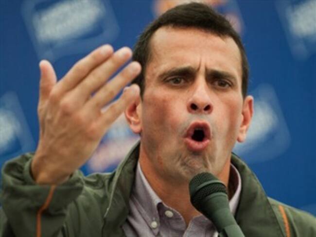 Capriles acusa al Gobierno de mentir sobre estado Chávez