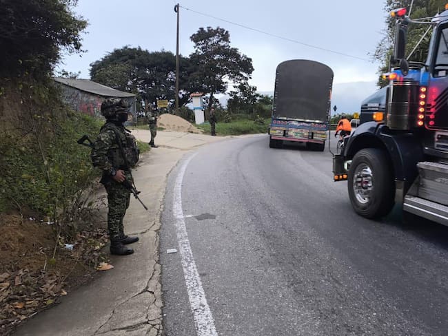 Con 1.000 hombres el Ejército Nacional custodia las vías en Norte de Santander. / Foto: Ejército Nacional.