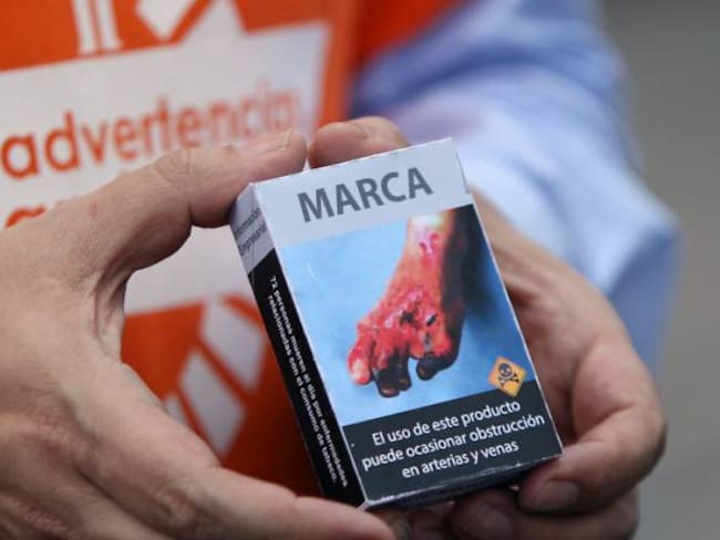 Etiquetas de cajas de cigarrillos deben ser revisadas por el Ministerio de Salud