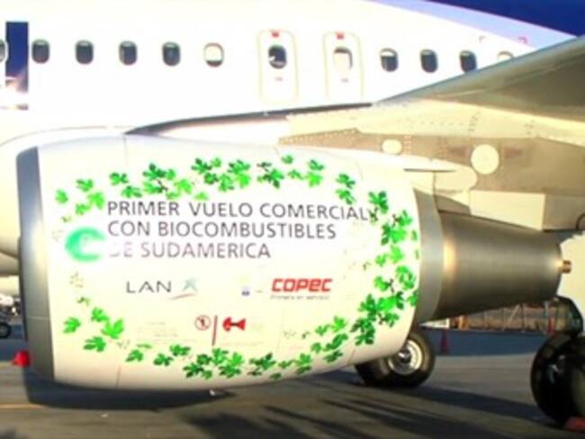 Se cumple el primer vuelo en Colombia de un avión con biocombustible