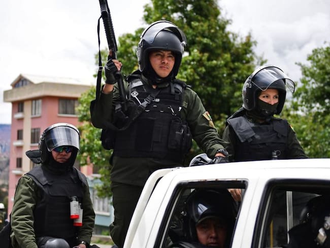 Policía y FF. MM. bolivianas realizan operaciones para evitar violencia