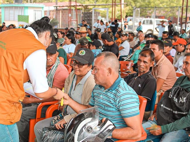 La Agencia Nacional de Tierras hace entrega de los predios a los campesinos e indígenas en el Norte de Santander.