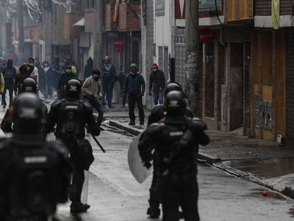 Con millonarias recompensas, policía busca a vándalos de marchas