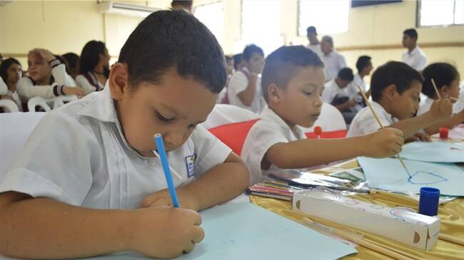Hay 35.000 cupos escolares en 83 municipios de Santander.. Foto: Colprensa