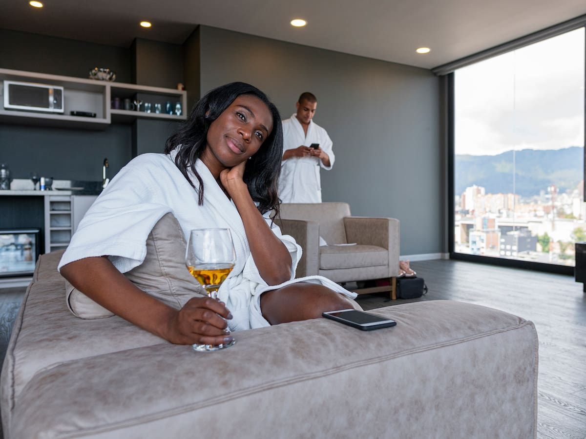 Los moteles están en Congreso en Bogotá y apuestan a tecnología y jóvenes para reactivar el sector