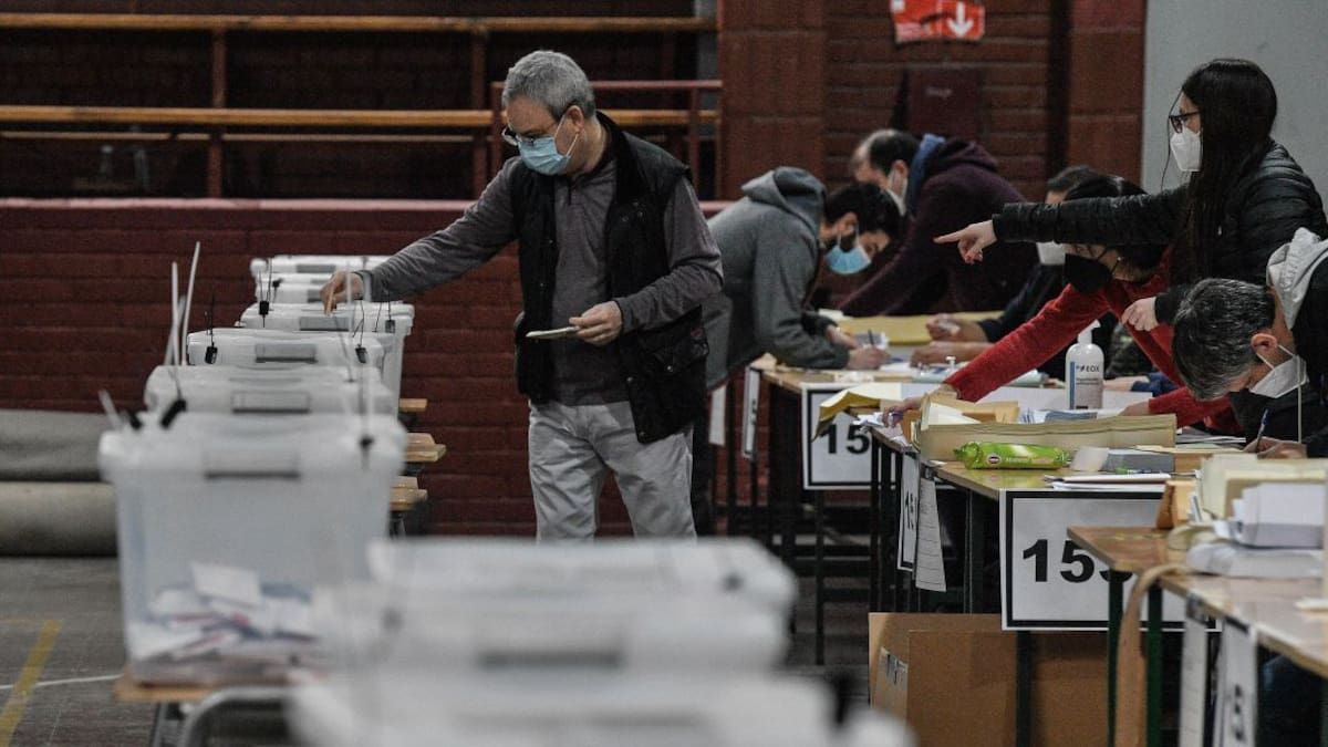 Voto obligatorio: Así es el proyecto que busca enfrentar la abstención