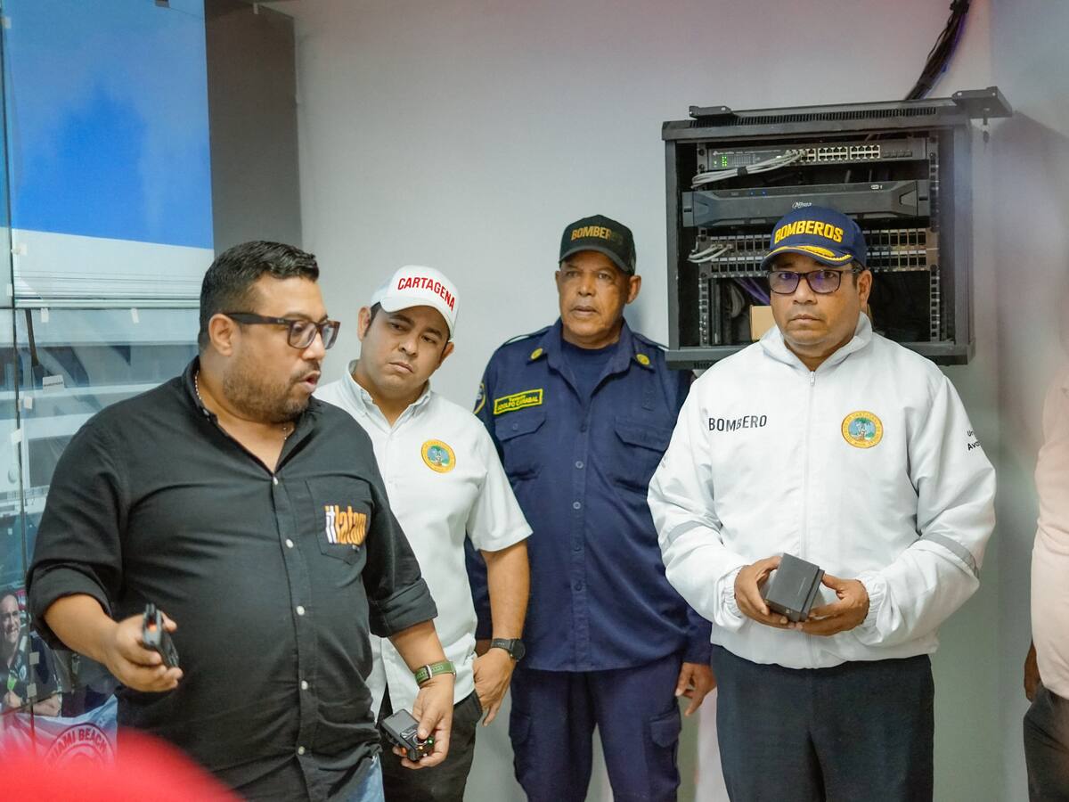 Cuerpo de Bomberos de Cartagena inauguró moderno Centro de Despacho y Telecomunicaciones