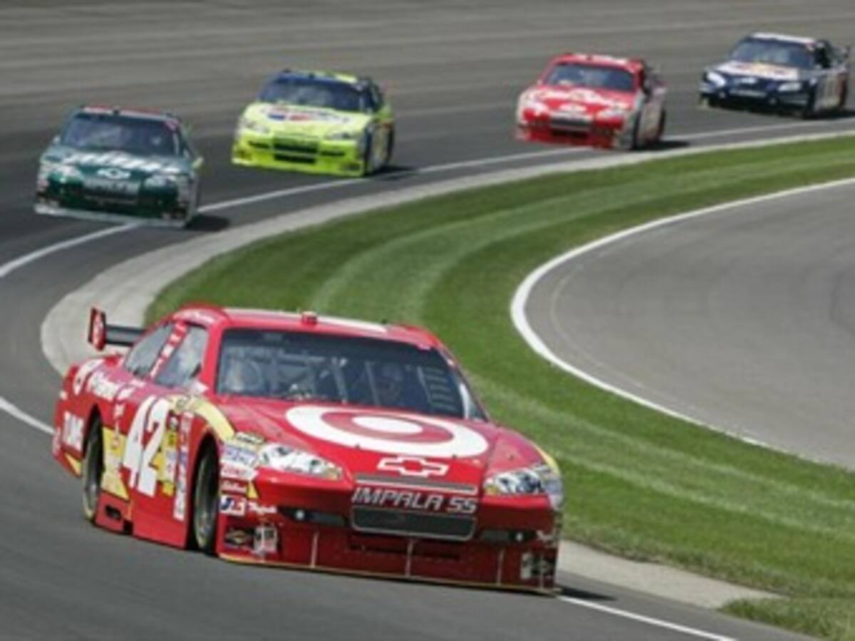 Juan Pablo Montoya ascendió al cuarto lugar en el 'chase' de Nascar