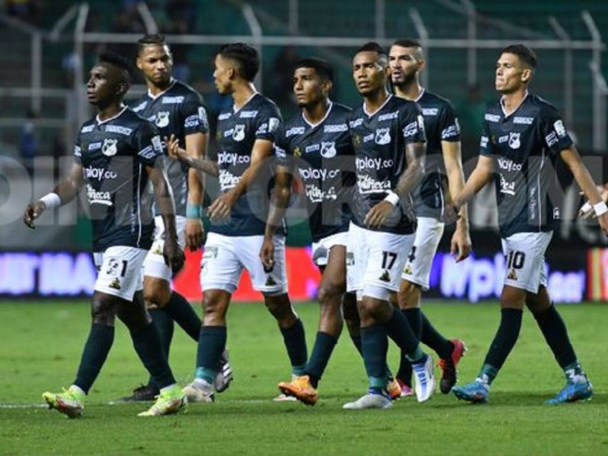 Velasco sobre su sanción: "En ningún momento le dije groserías al árbitro"