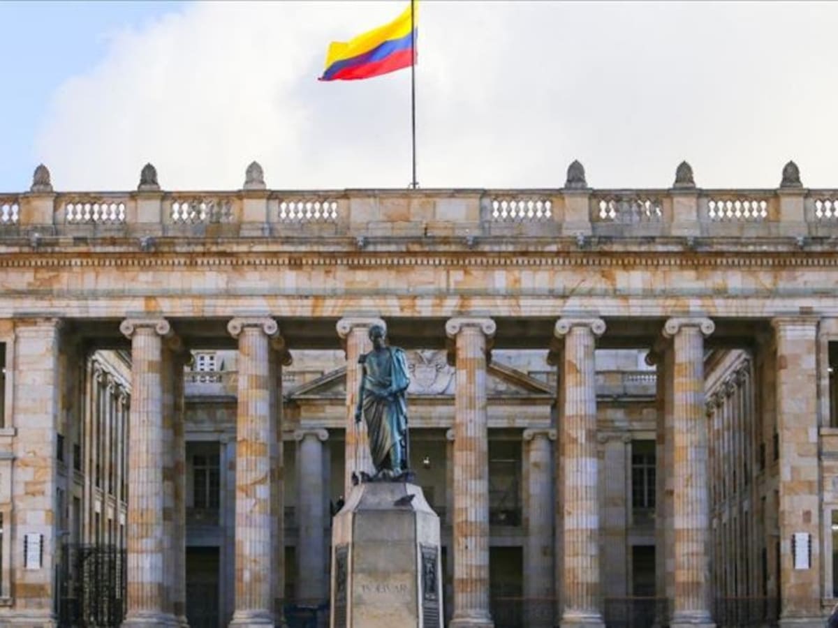 A segundo debate proyecto que prohibiría a familiares de alcaldes y gobernadores ser congresistas