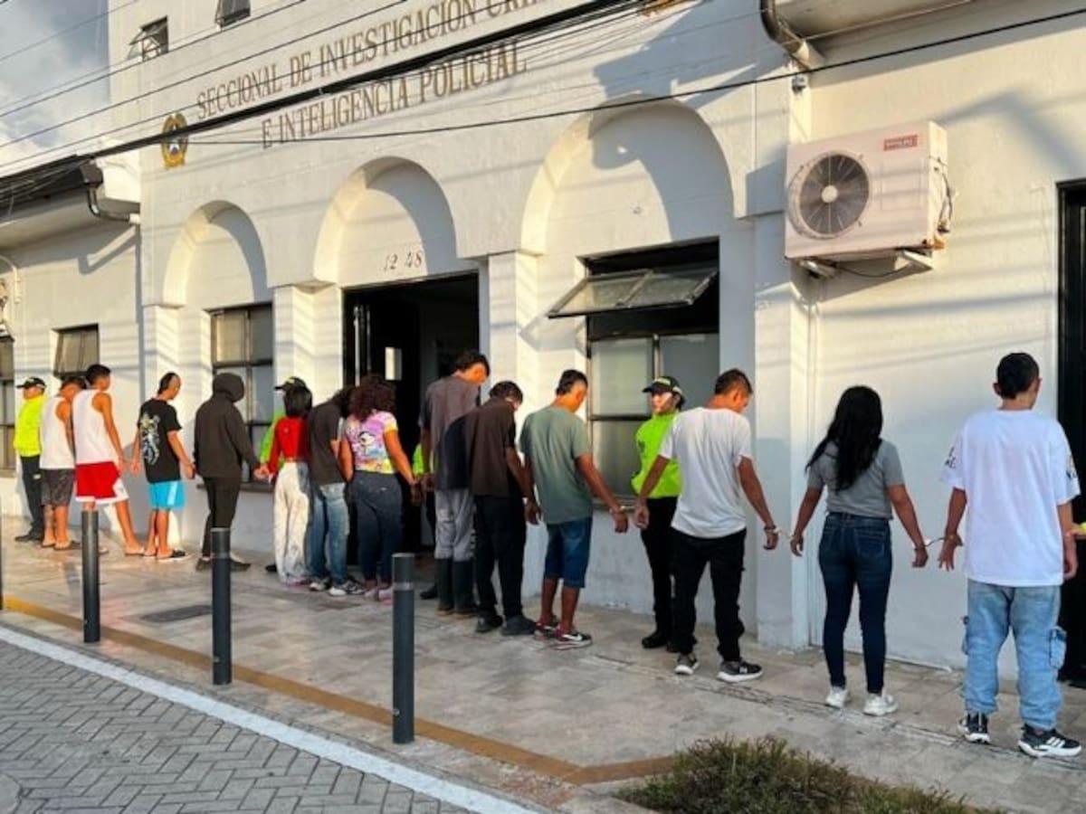 Capturan en Bucaramanga a 18 presuntos integrantes de red del Tren de Aragua