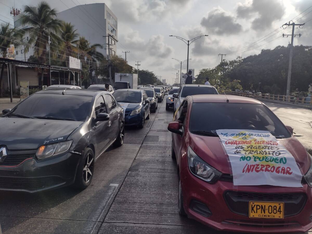 En Cartagena conductores de plataformas protestaron exigiendo garantías de trabajo