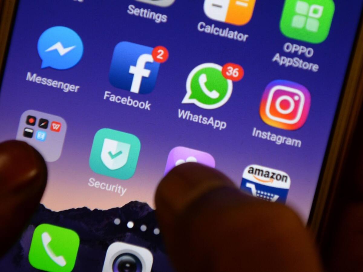 ¡Que no se enteren! Escuche audios en WhatsApp sin el “chulito” azul