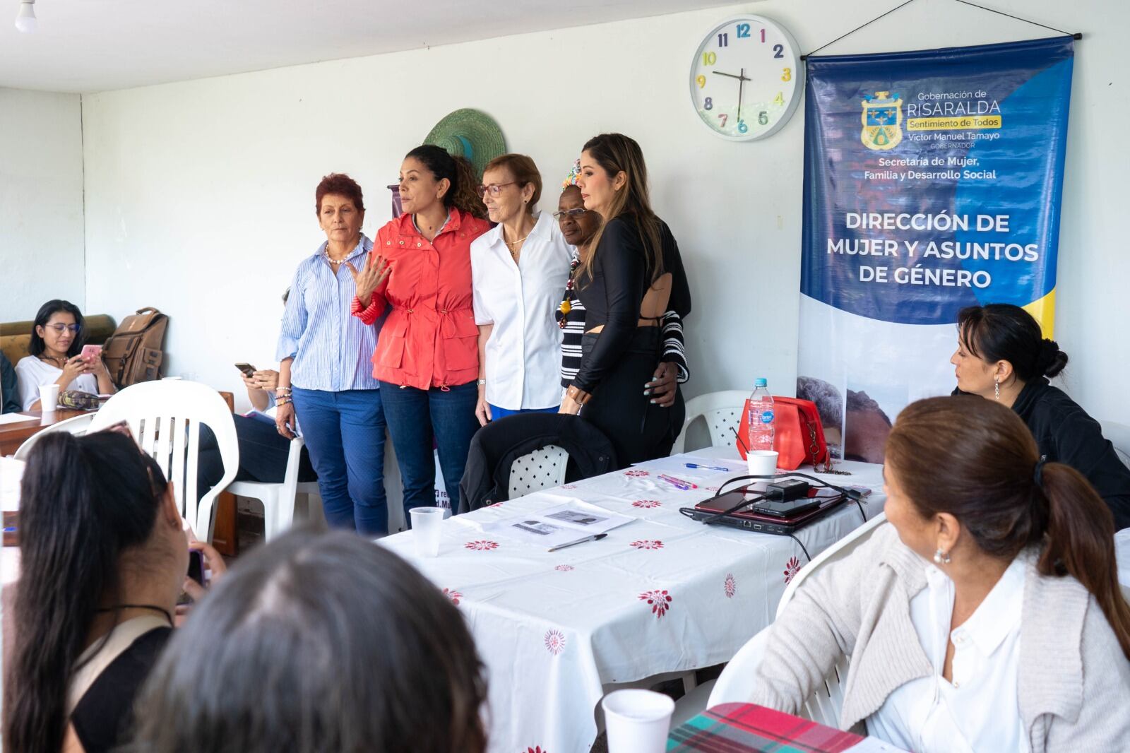 Encuentro de la Mesa de Mujeres Víctimas del Conflicto Armado - Gobernación de Risaralda