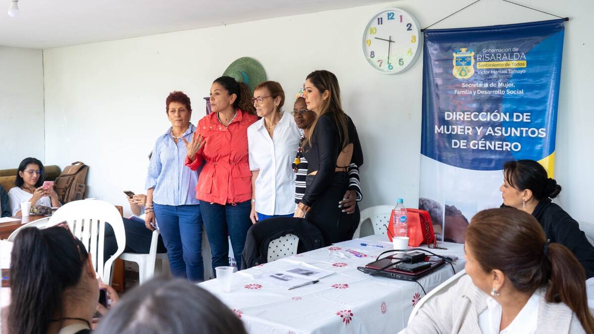 Mujeres del Eje Cafetero se preparan para la Agenda Nacional Mujer, Paz y Seguridad