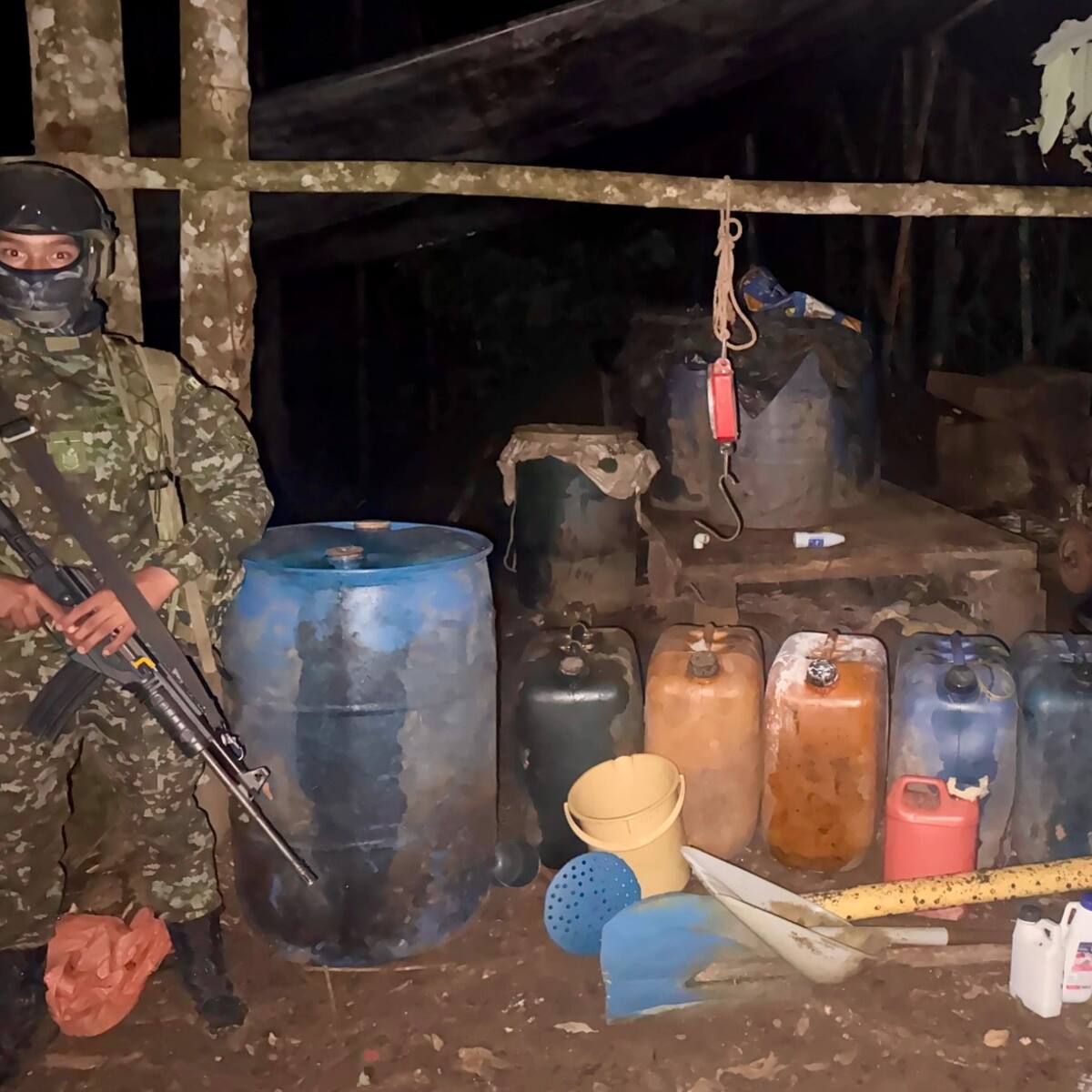 Destruyen laboratorio de coca en Putumayo y golpean finanzas ilegales