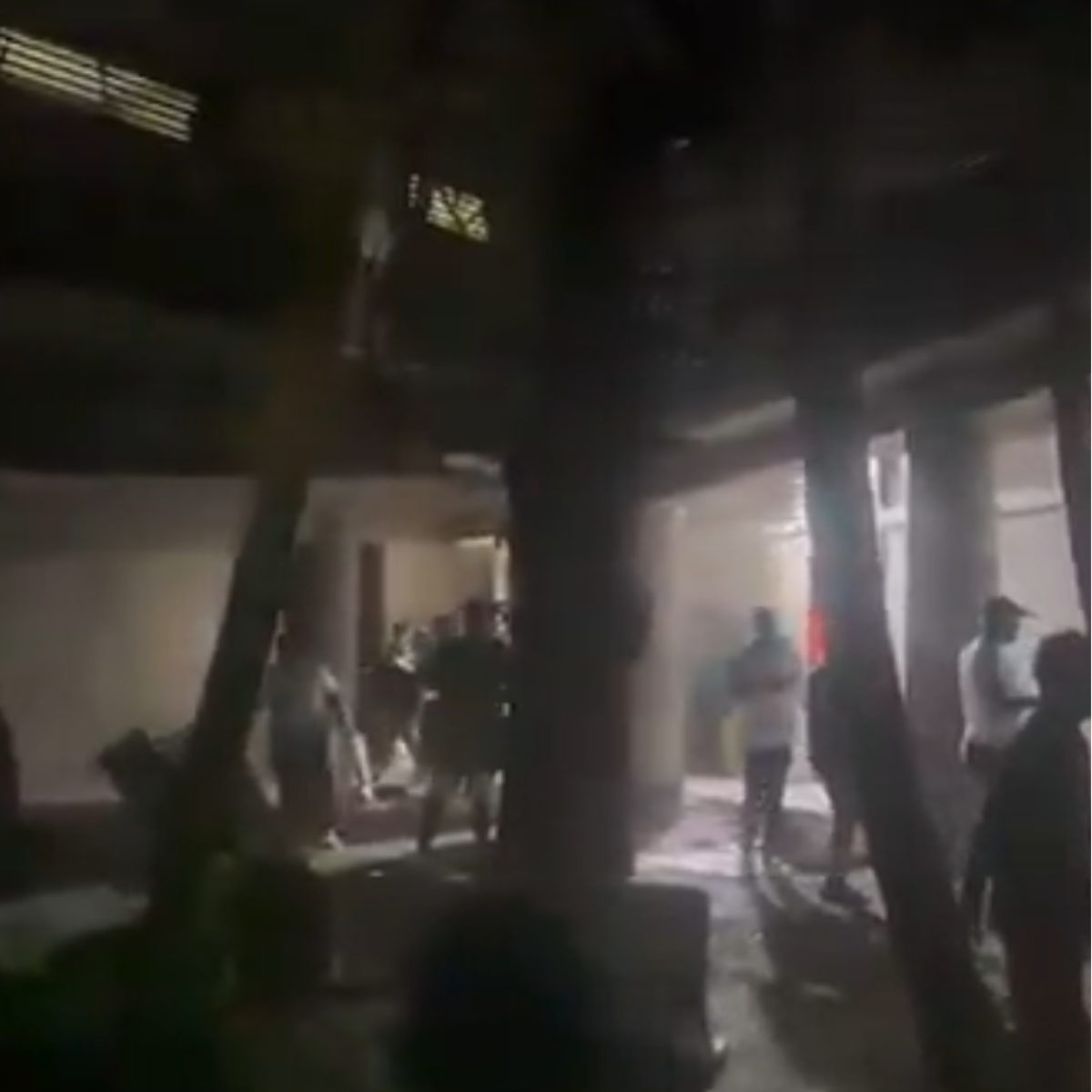 Destrucción de material logístico de elecciones en Calamar, Bolívar