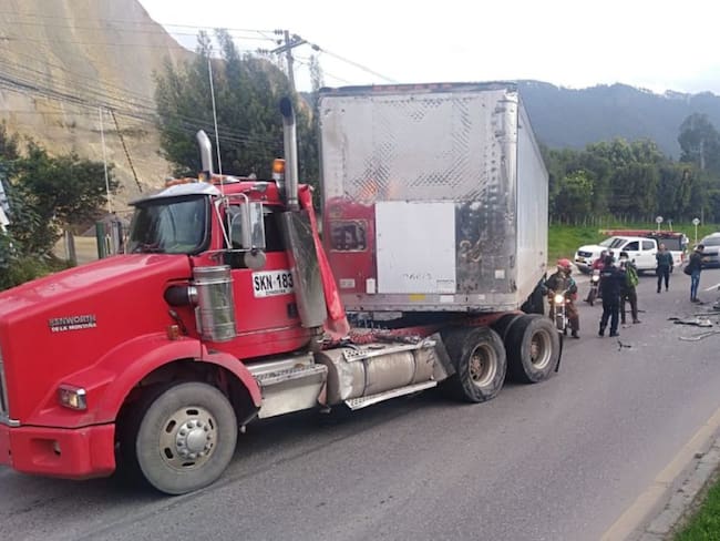 Accidente de tránsito en la vía Zipaquirá-Cajicá deja 14 heridos