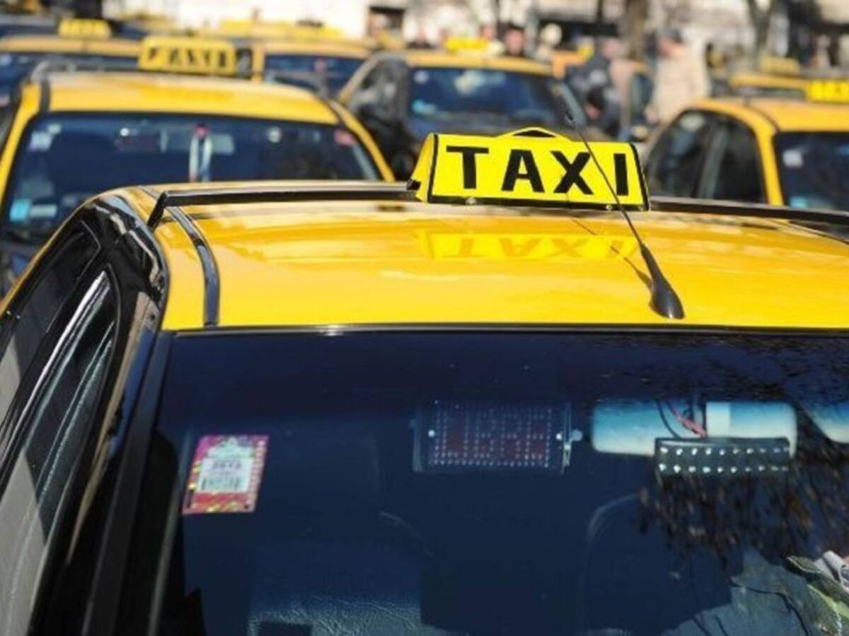 Taxistas víctimas de extorsiones en La Parada