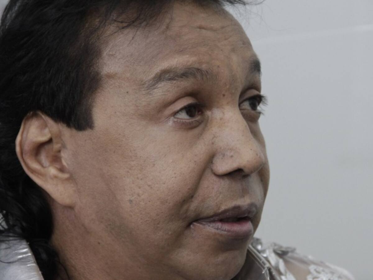 Rafael Santos exige respeto a la estatua de su padre Diomedes Díaz en Valledupar