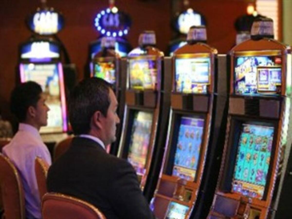 Contraloría reconoce falta de control a entidades de juegos de azar