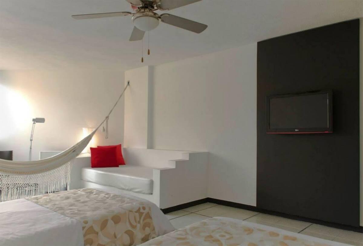 Habitaciones con todas las comodidades, restaurantes y ubicación céntrica son algunas de las ventajas que ofrece el Hotel Sicarare además de las tarifas especiales para Semana Santa en Valledupar.