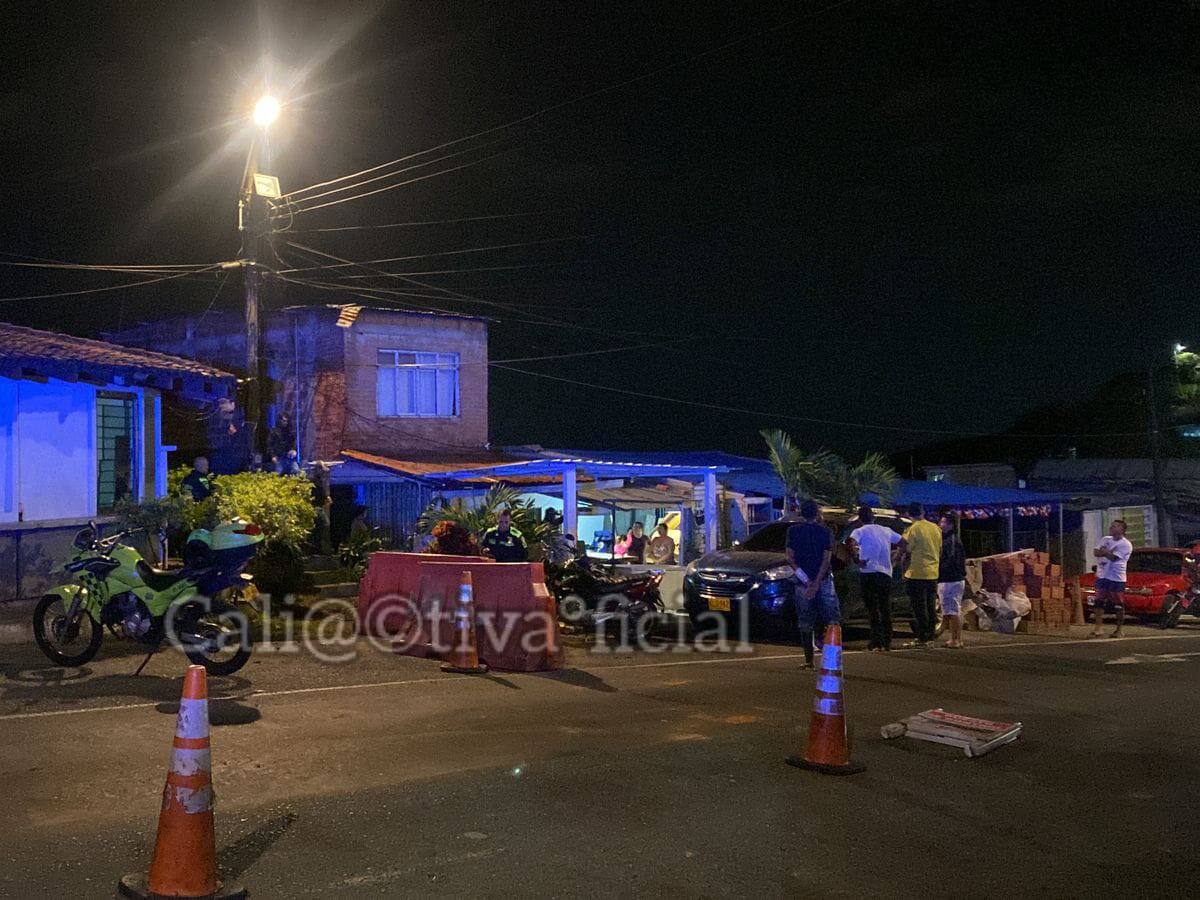 En Cali fue atacado un CAI de la Policía con papas bombas