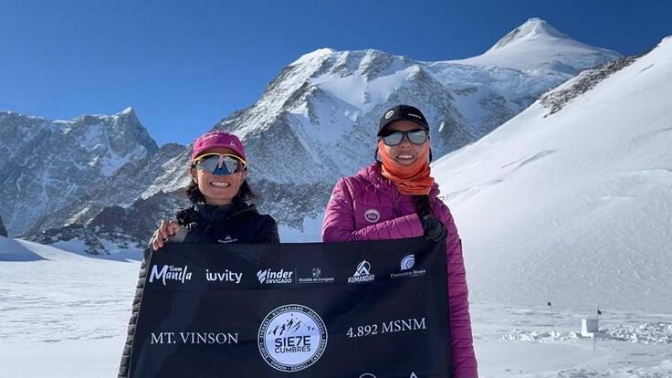 Ana María y Ana Isabel alcanzan la cumbre del Monte Vinson en la Antártida