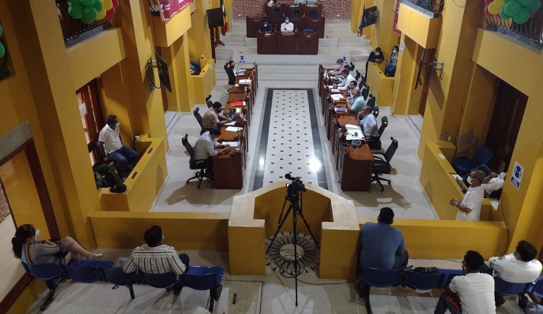 Los concejales pidieron dar respuesta a la solicitud de certificación de la iniciativa por parte del Ministerio de Vivienda y la Superservicios