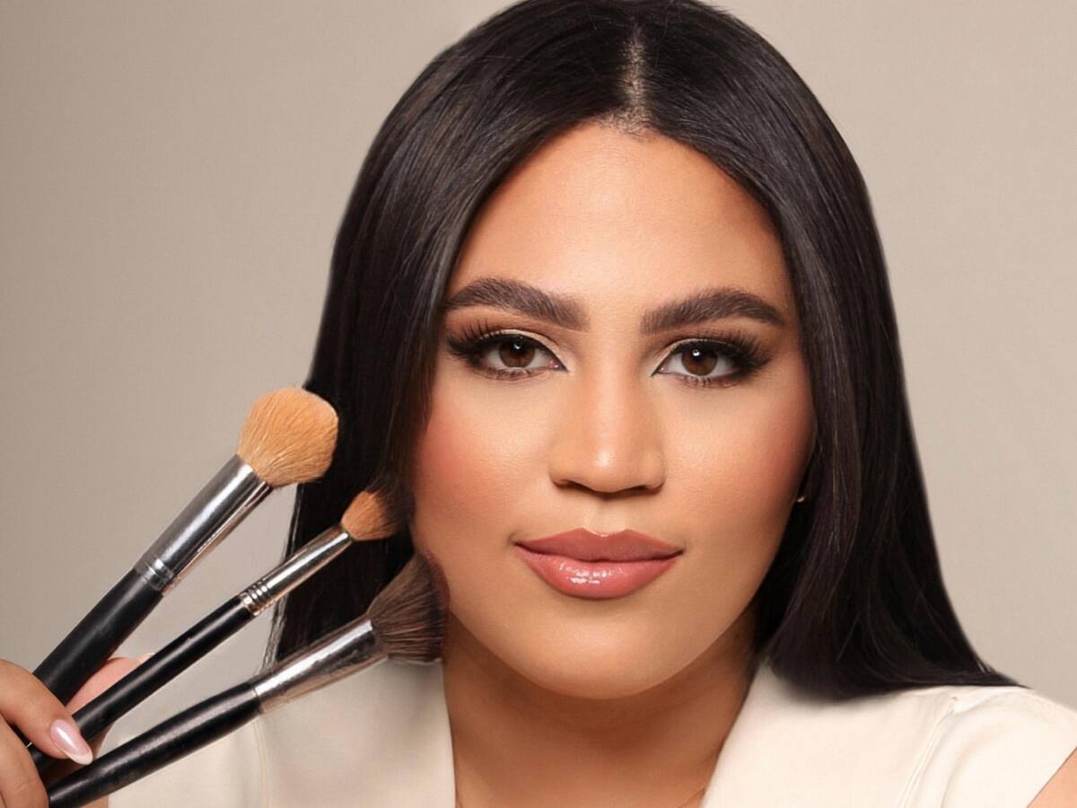 ‘Radiant Make Up Class’ regresa: Aprende auto-maquillaje con la experta Daniela Cruz