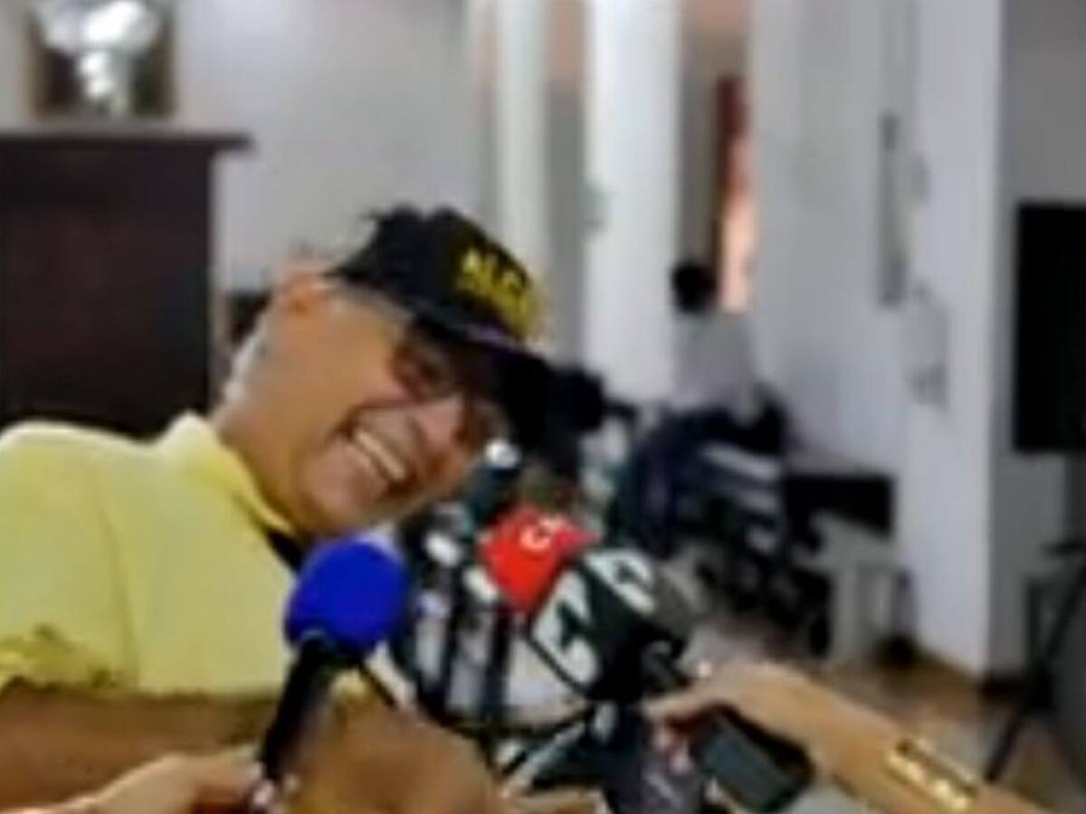 Alcalde Dau se burló del proceso de revocatoria en su contra