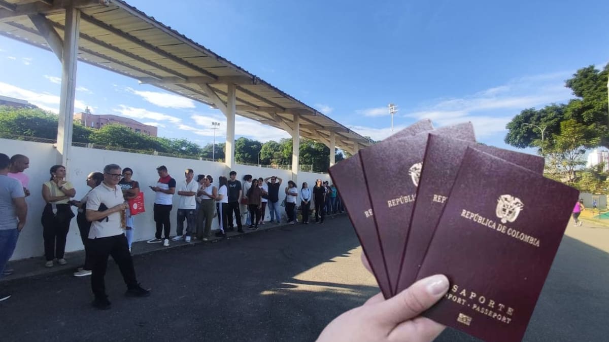 Walesca Quintero, directora de la oficina de Pasaportes de Santander