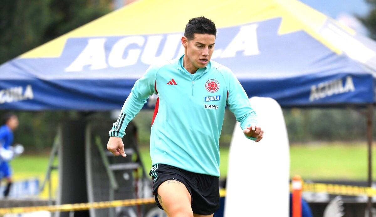 James Rodríguez entrenando en la sede deportiva de la Federación Colombiana de Fútbol en bogotá. Foto: Twitter FCF