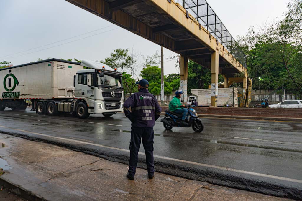 Puente peatonal INEM-ITIDA. Foto: Alcaldía de Soledad