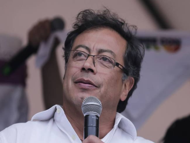 Gustavo Petro: es preferible derrotar a Álvaro Uribe en las urnas