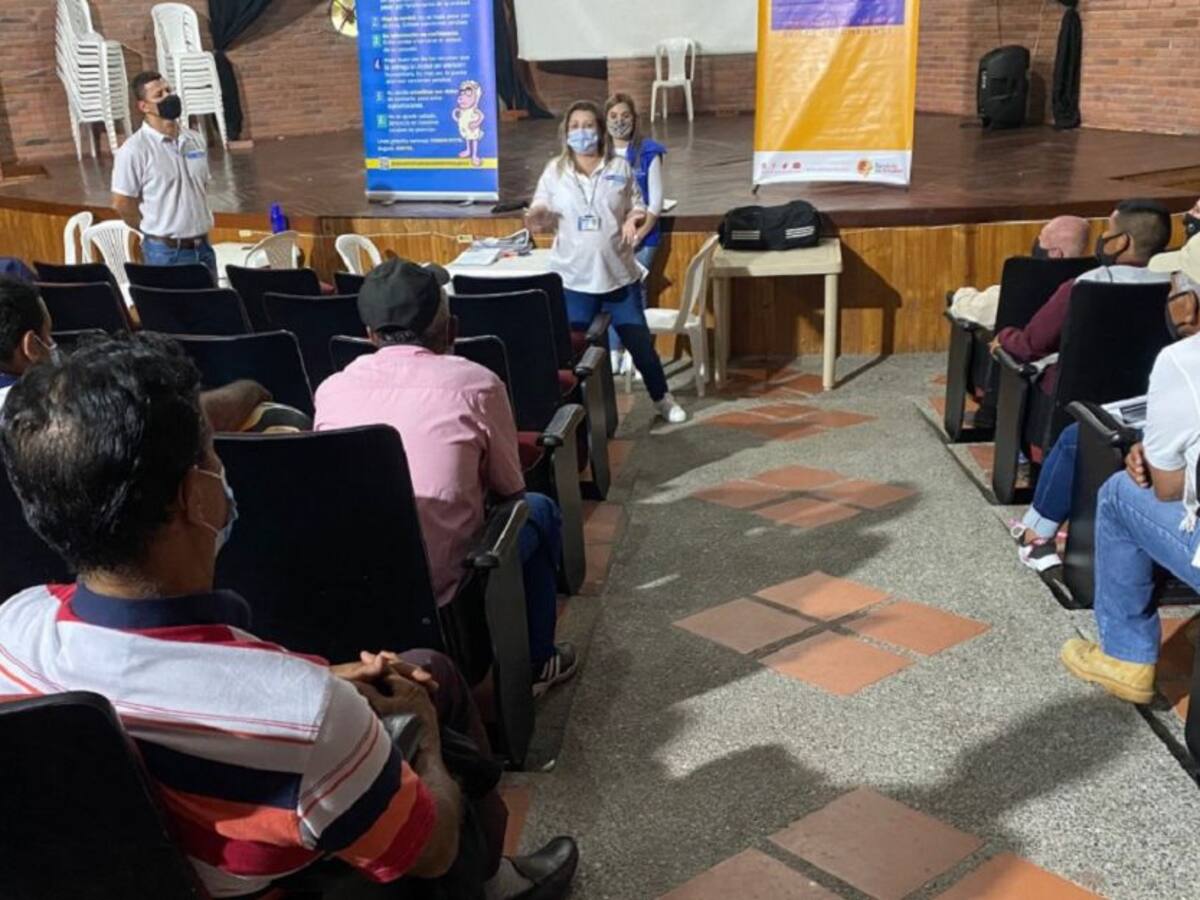 Entrega masiva de indemnizaciones a las víctimas en Caldas