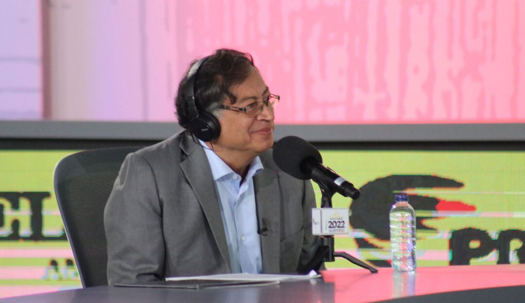 Gustavo Petro en debate de Prisa Media