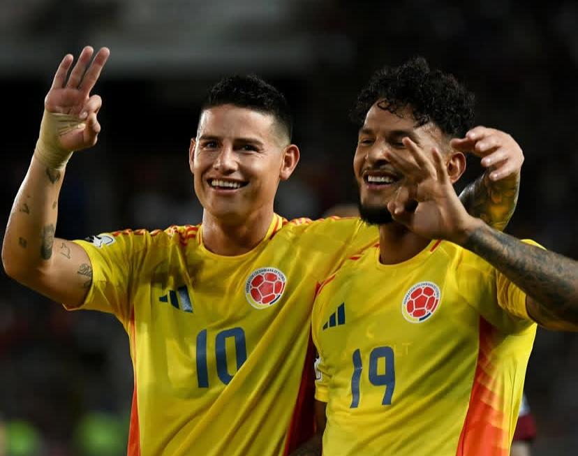 James Rodríguez y Luis Suárez jugadores de la Selección Colombia / Federación Colombiana de Fútbol