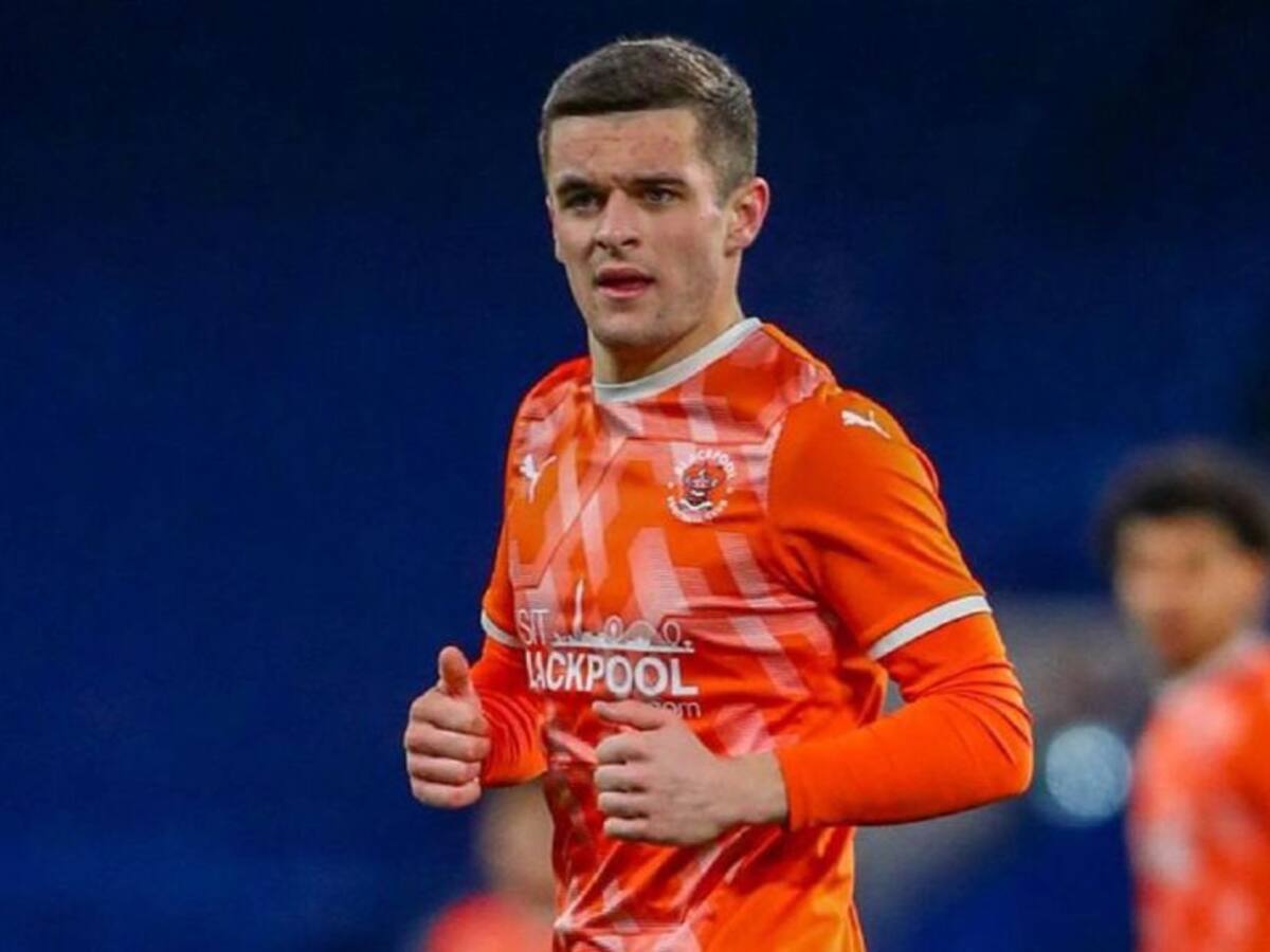 Jake Daniels, primer futbolista inglés que se declara homosexual en 30 años