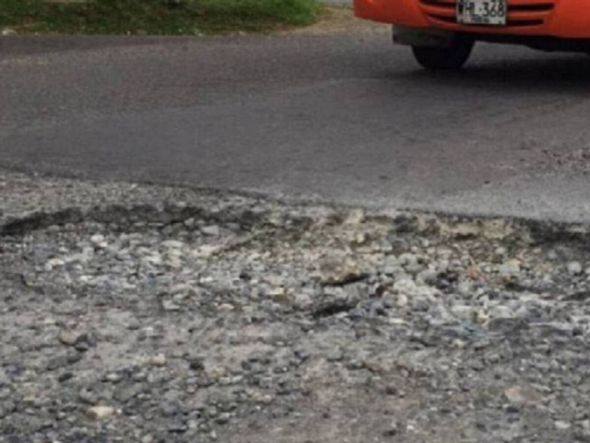 En varios sectores residenciales de Cúcuta piden arreglo de las vías
