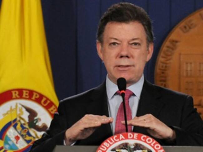 El Gobierno apunta a dejar en un dígito el índice de desempleo en los próximos meses: Santos