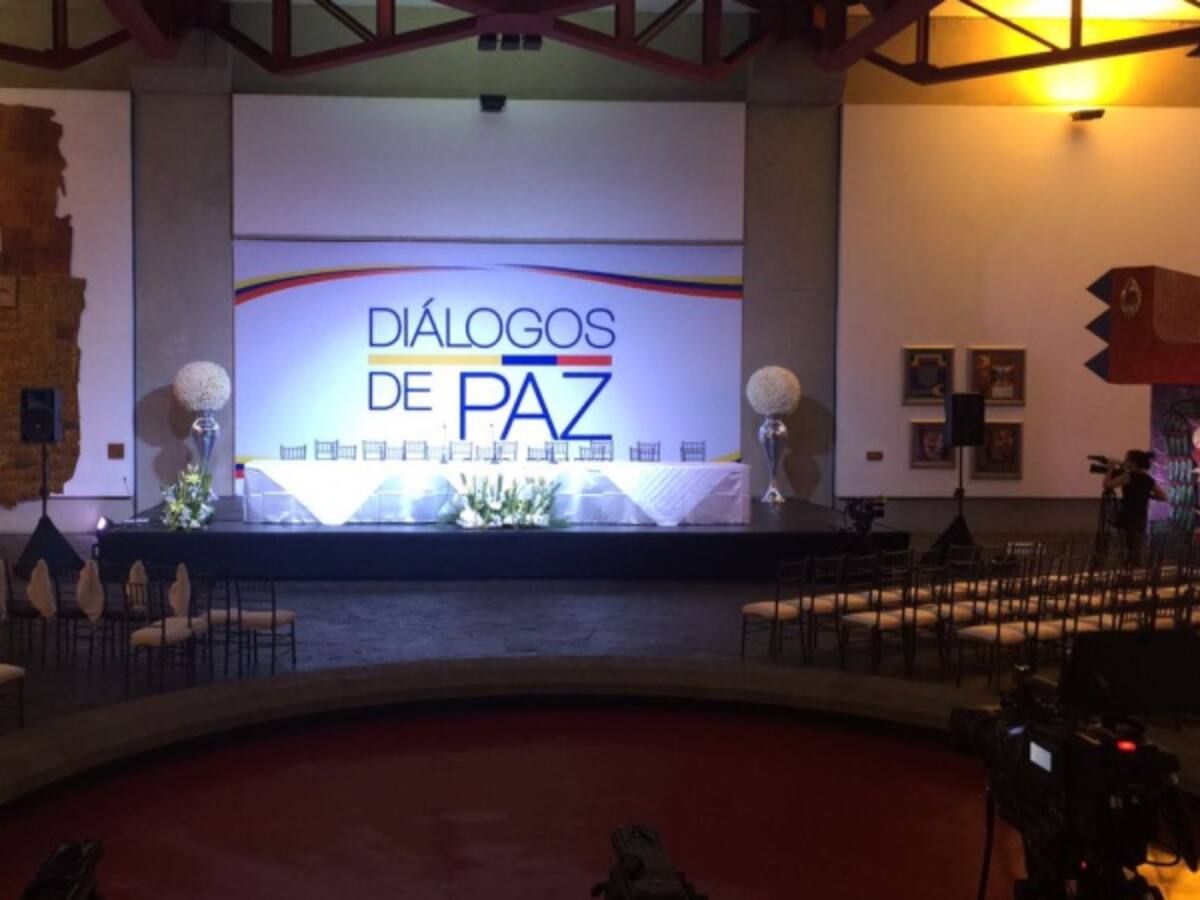 Instalación formal de la mesa con Eln queda aplazada hasta cuando liberen a Odín Sánchez: Santos