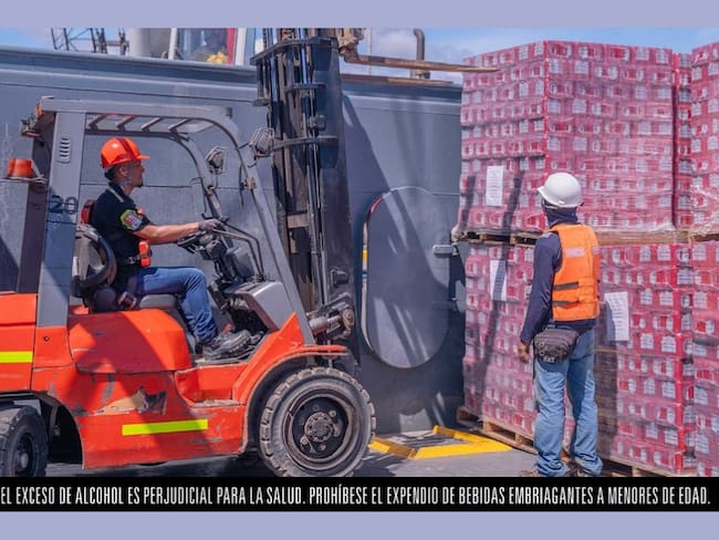 Bavaria innova en su modelo de distribución por el Río Magdalena: así funciona su nueva ruta fluvial