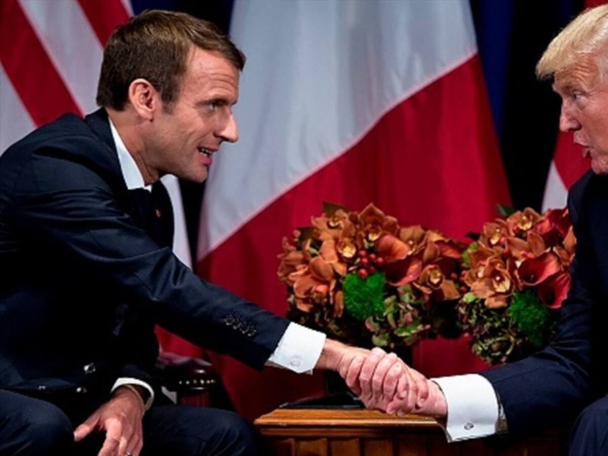 Macron avisa a Trump del "riesgo de guerra comercial" por los aranceles