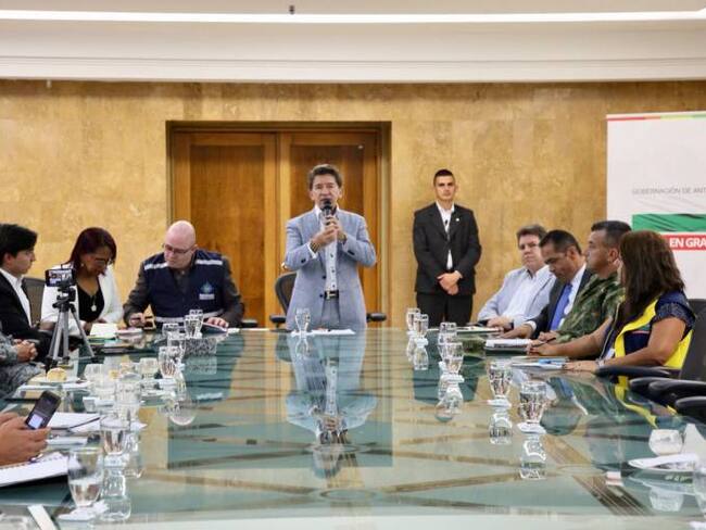 Si se cae la presa, el río bajaría con olas de 26 metros: gobernador