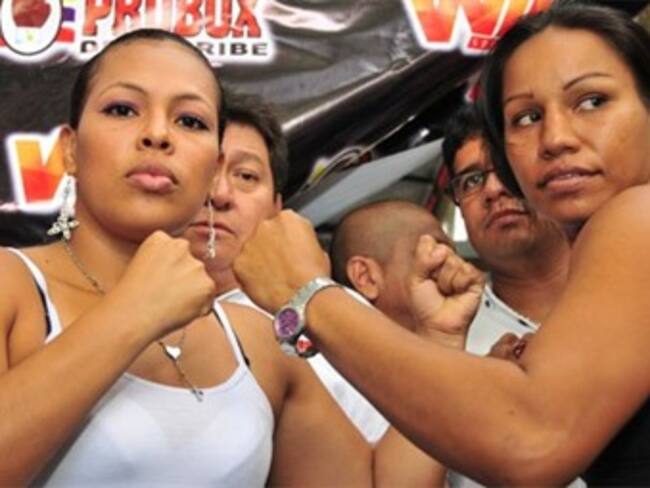 Las boxeadoras Enis Pacheco y Lely Luz Flórez empataron en su combate tras 8 asaltos