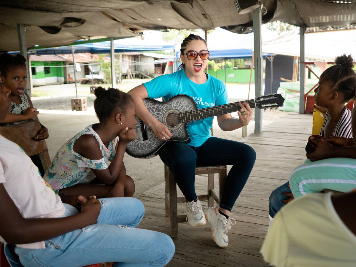 Con Papel, lápiz y corazón se hizo el himno a la niñez colombiana: Natalia Bedoya
