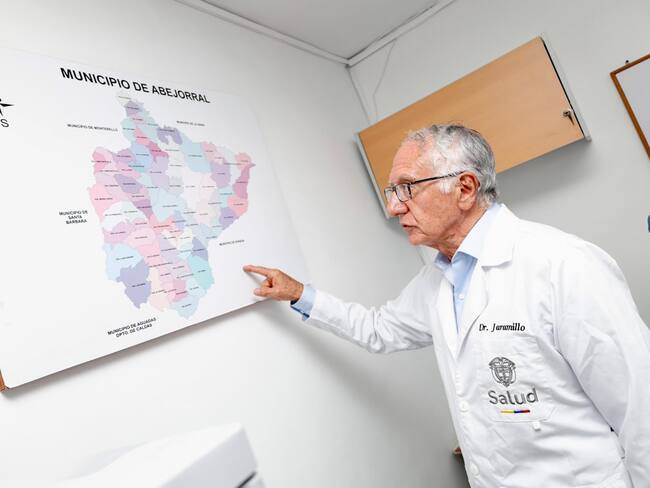 Ministro de Salud en Abejorral, Antioquia. Foto: Alcaldía de Abejorral.