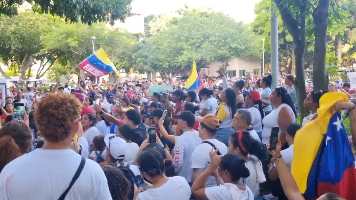 “Tenemos un país en retroceso. Nos volvieron a herir”: venezolanos en Barranquilla