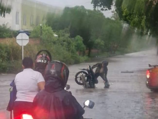 Esta situación es alarmante debido a la posible llegada de una creciente súbita. Foto Redes Sociales.